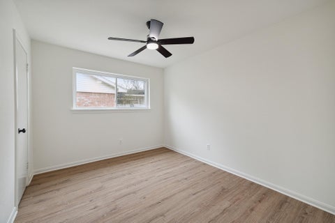 Tiny photo for 9719 Springmont Drive, Houston, TX 77080 (MLS # 69961917)