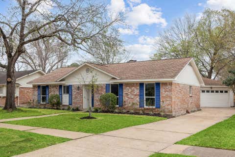Tiny photo for 9719 Springmont Drive, Houston, TX 77080 (MLS # 69961917)