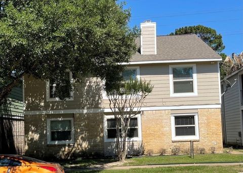 Photo of 712 Memorial Mews Street #C, Houston, TX 77079 (MLS # 42495842)