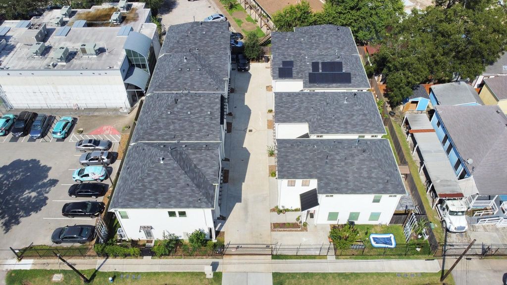 Photo of 1919 Gano Street, Houston, TX 77009 (MLS # 77599598)