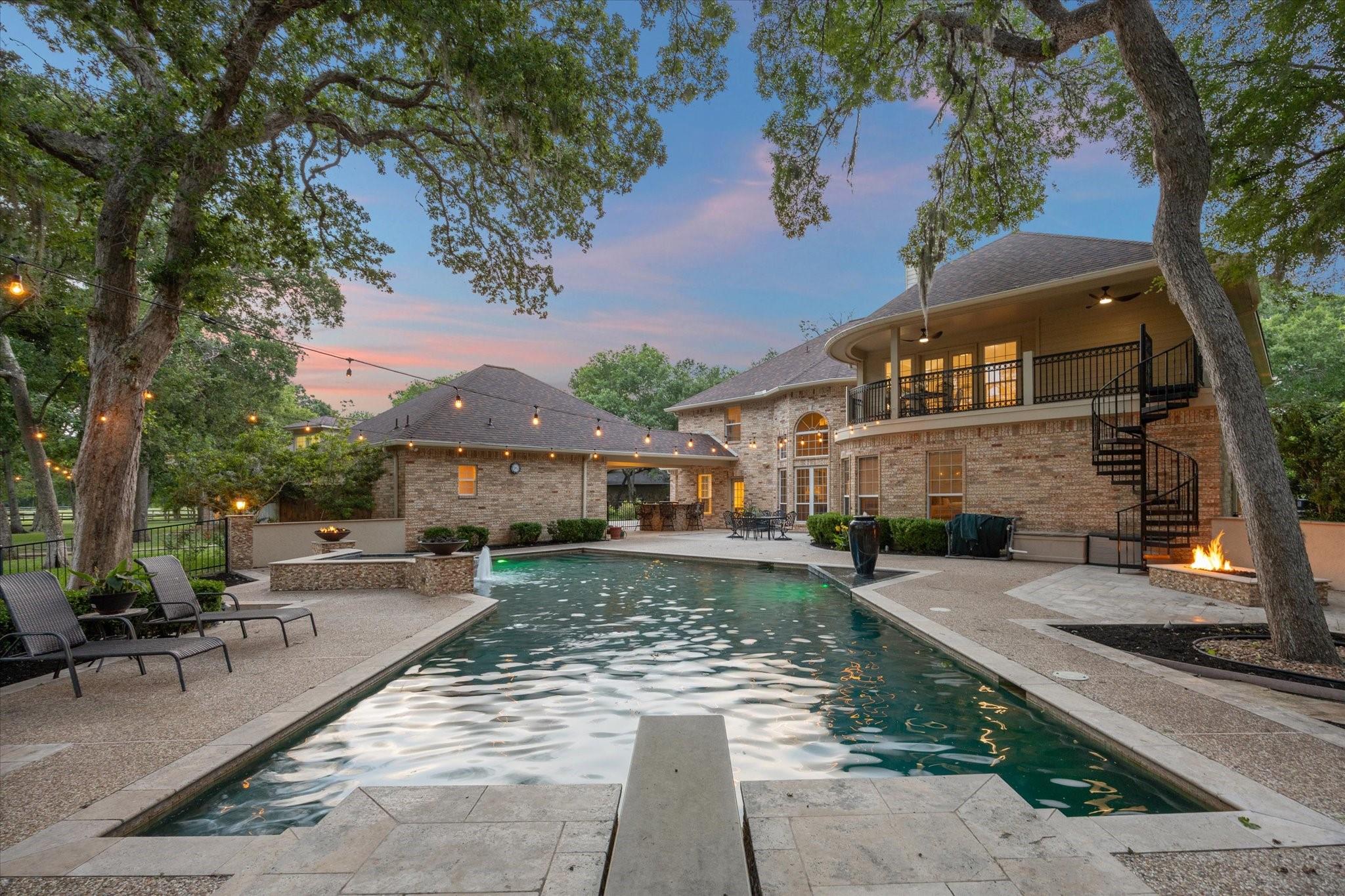 3023 River Forest Drive Drive