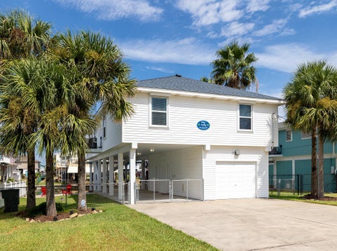 Photo of 22020 Frio Drive, Galveston, TX 77554 (MLS # 17487902)
