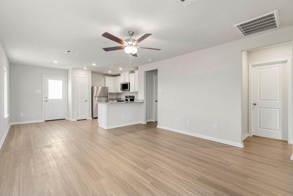 Photo of 8203 Burnt Orchid Drive, Houston, TX 77016 (MLS # 81292332)