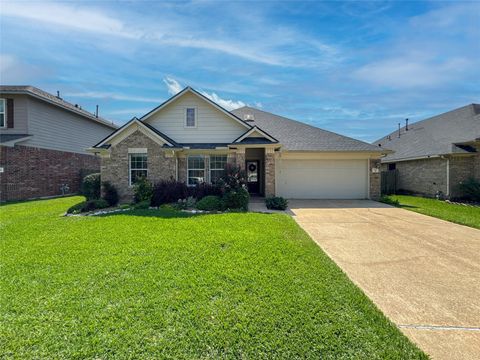 Photo of 14 Palmdale Lane, Manvel, TX 77578 (MLS # 41762255)