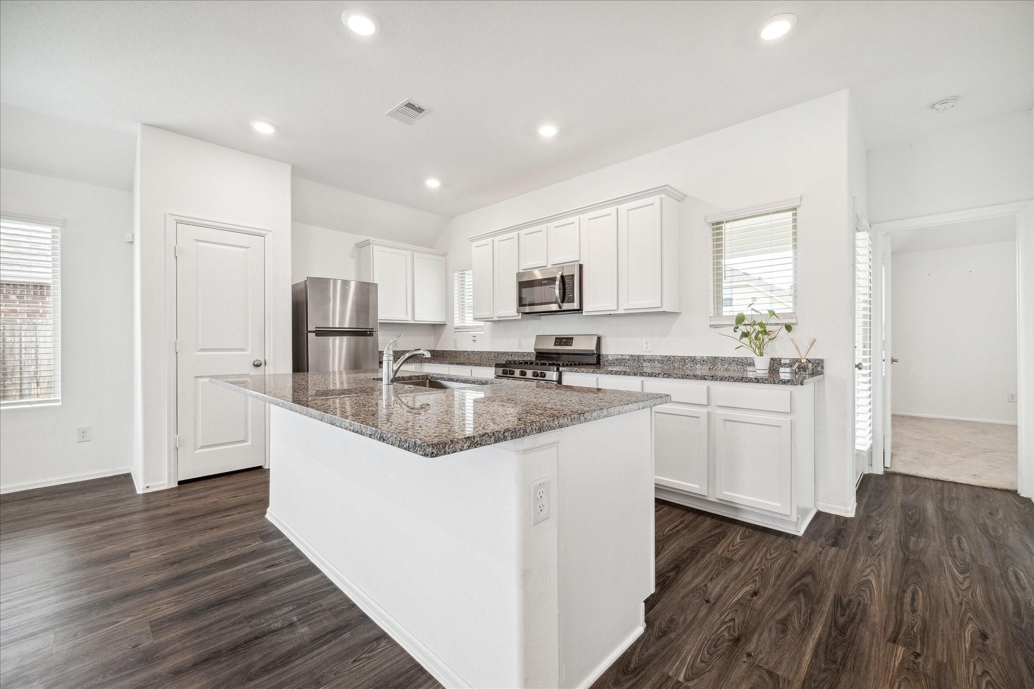 26626 Daylily Grove Street