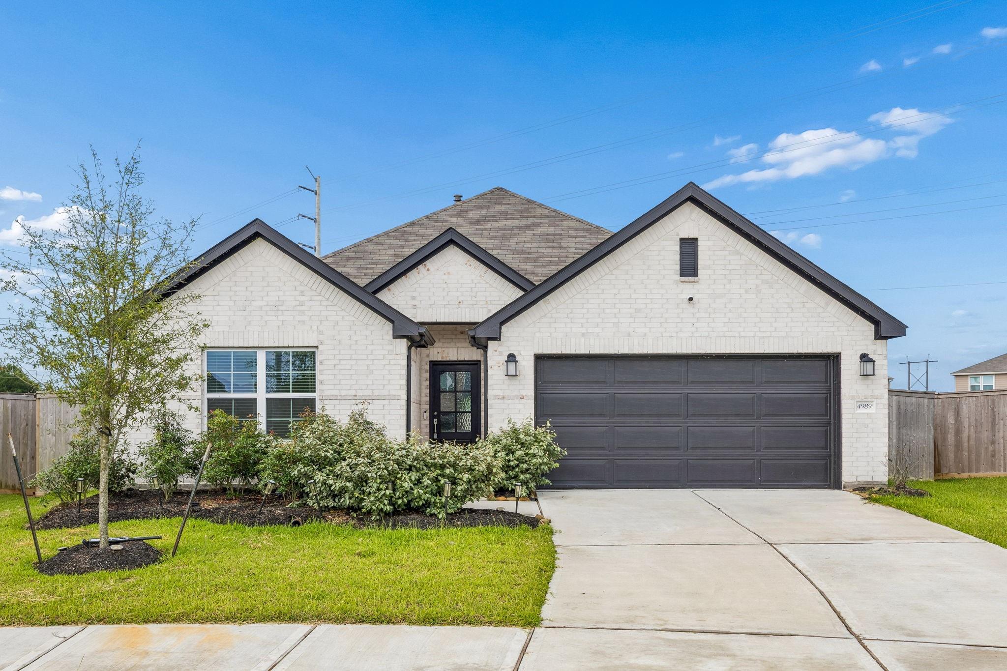 4989 Perennial Lane