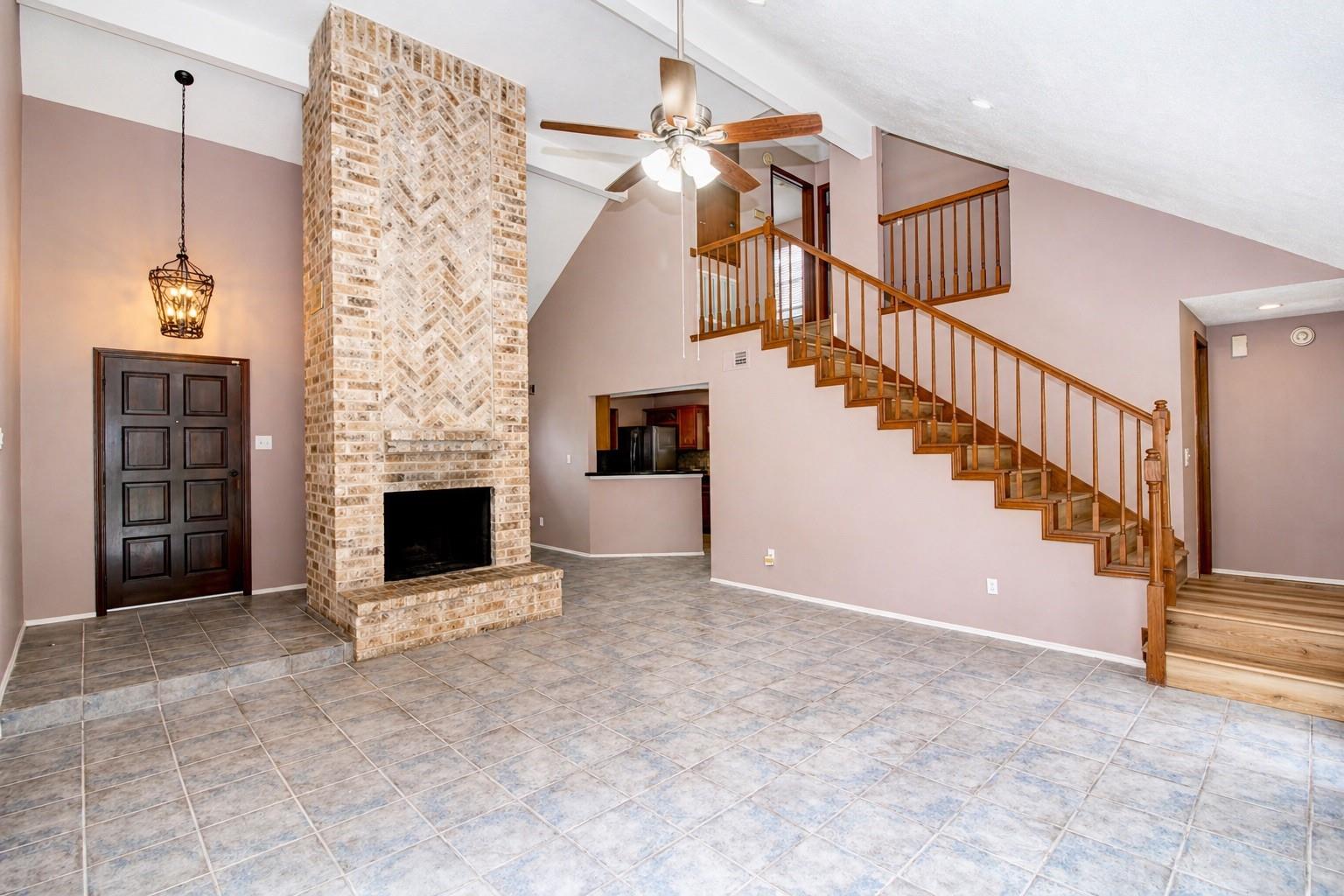 3515 Woodmere Lane