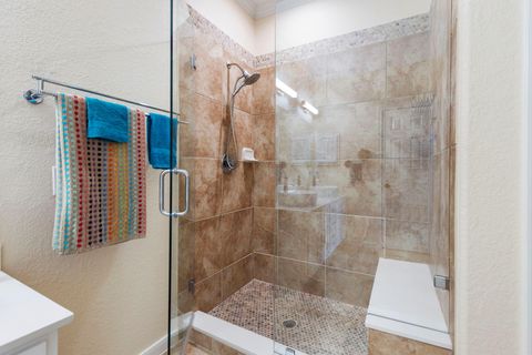 Tiny photo for 3 Avenswood Place, The Woodlands, TX 77382 (MLS # 17387829)