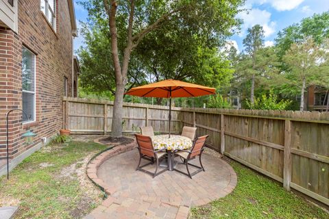 Tiny photo for 3 Avenswood Place, The Woodlands, TX 77382 (MLS # 17387829)