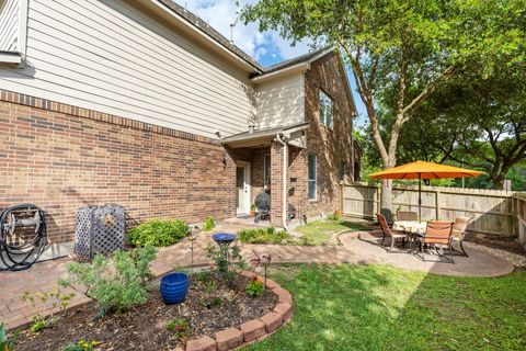 Tiny photo for 3 Avenswood Place, The Woodlands, TX 77382 (MLS # 17387829)