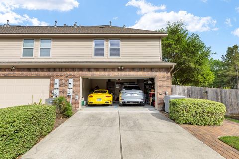 Tiny photo for 3 Avenswood Place, The Woodlands, TX 77382 (MLS # 17387829)