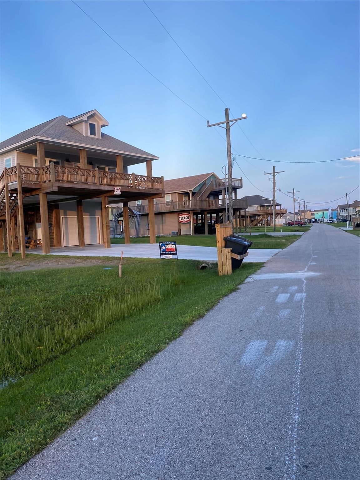 982 Tideland Drive