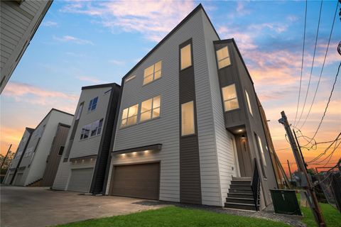 Photo of 2943 Delafield Street, Houston, TX 77023 (MLS # 574347)