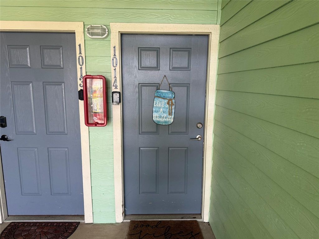 Photo of 7000 Seawall Boulevard #1014, Galveston, TX 77551 (MLS # 59855236)