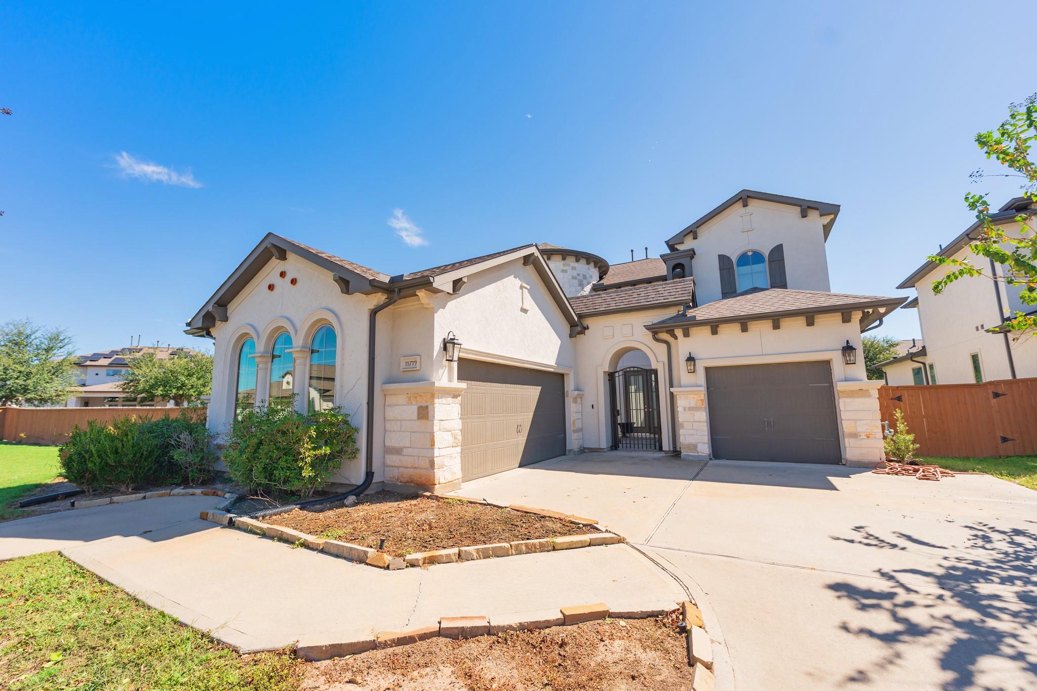 11719 Dalhousie Drive