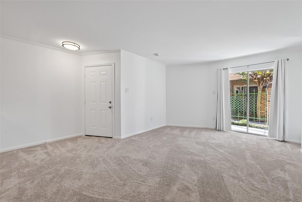 Photo of 3770 Lovers Wood Lane #1006, Houston, TX 77014 (MLS # 17843334)