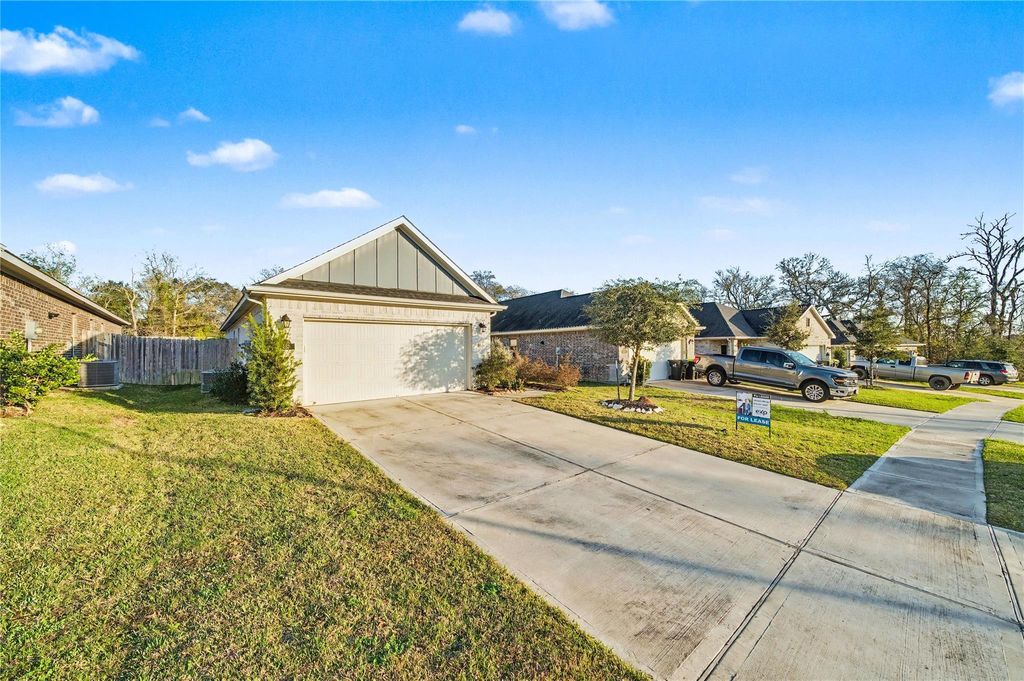 Photo of 8407 Balding Drive, Fulshear, TX 77441 (MLS # 58859472)