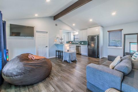 1938 Moms Road Bolivar Peninsula TX 77650