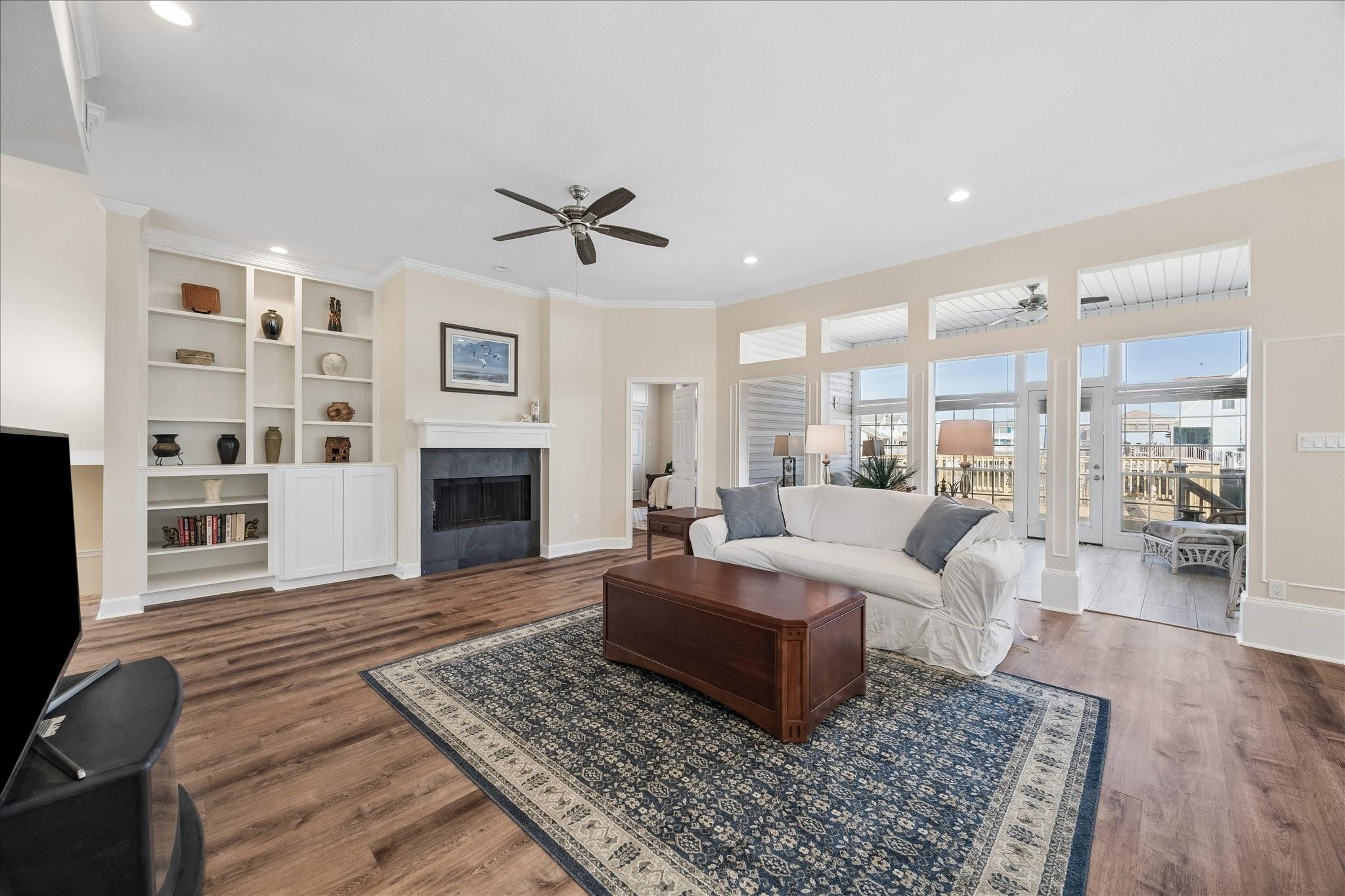 918 Long Reach Drive