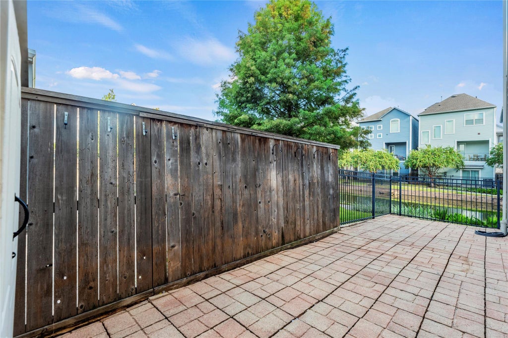 Photo of 11006 Joedell Lane, Houston, TX 77043 (MLS # 10324989)