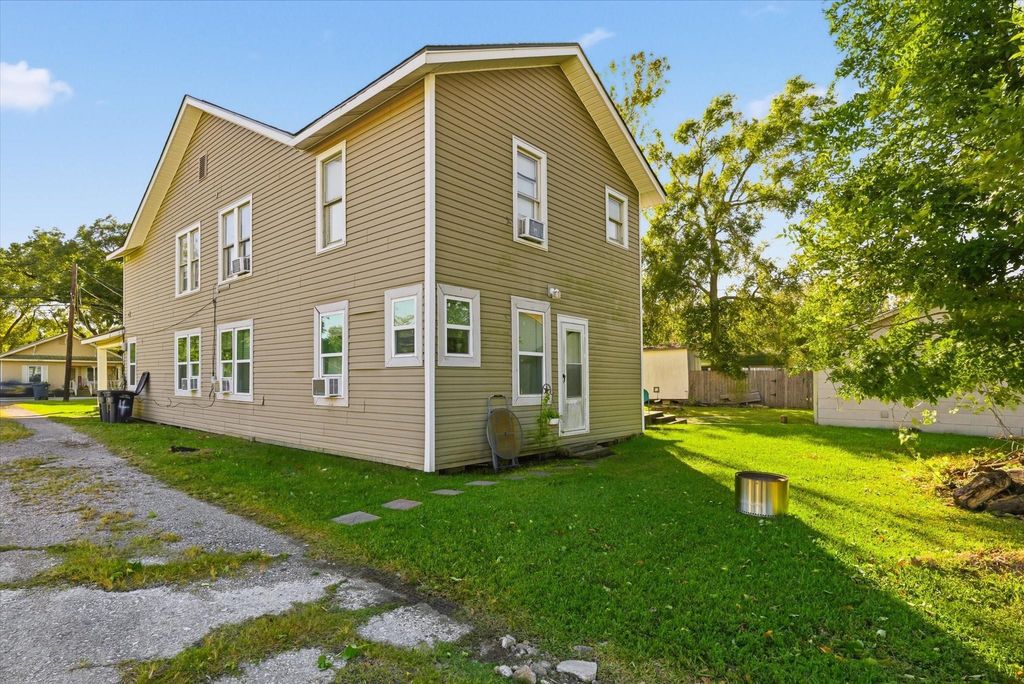 Photo of 615 Kernohan Street, Crosby, TX 77532 (MLS # 89962950)