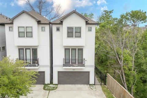 Photo of 1824 Bonner Street, Houston, TX 77007 (MLS # 40585274)