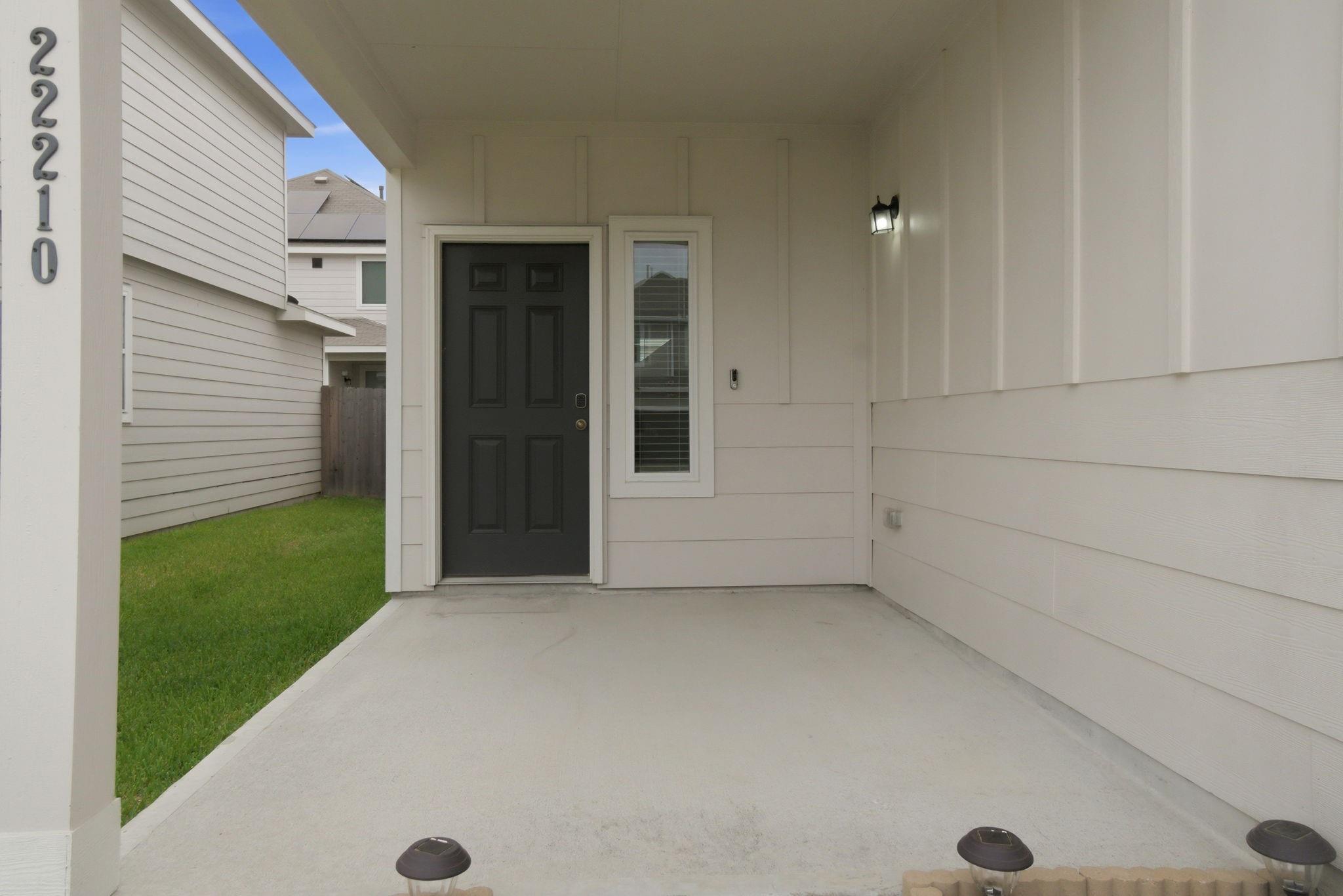 22210 Great Royal Lane