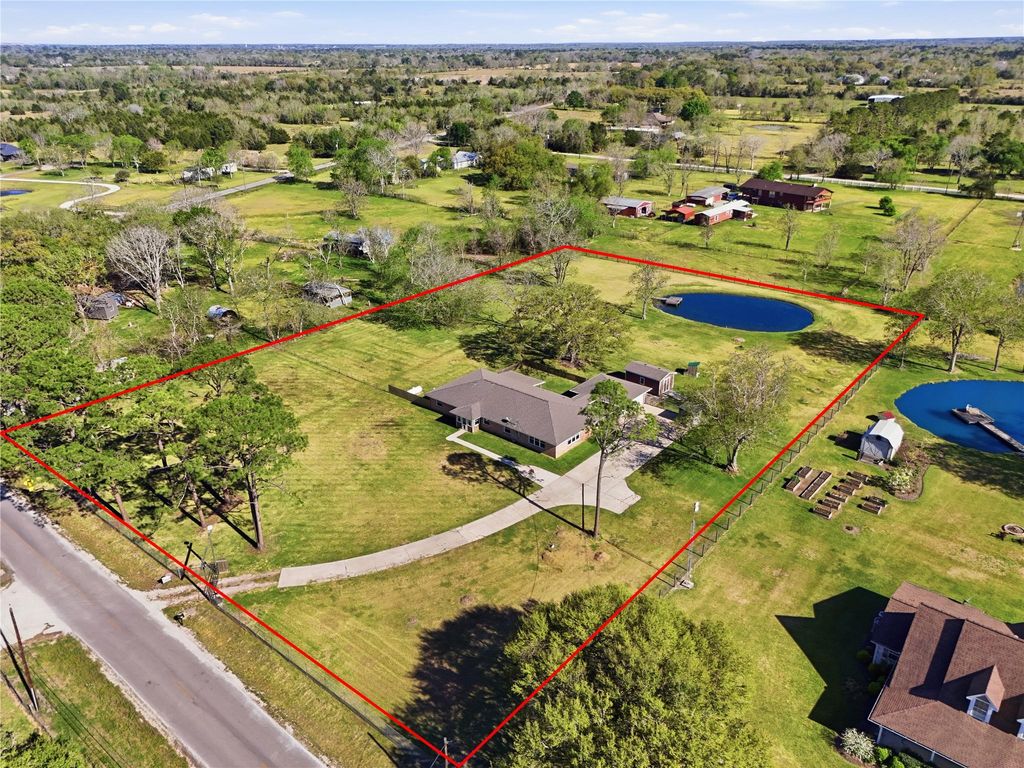 Photo of 4215 County Road 182, Alvin, TX 77511 (MLS # 18703400)