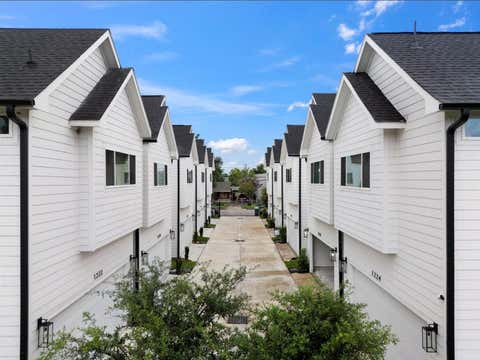 Photo of 1220 Mcneil Street, Houston, TX 77009 (MLS # 98076431)