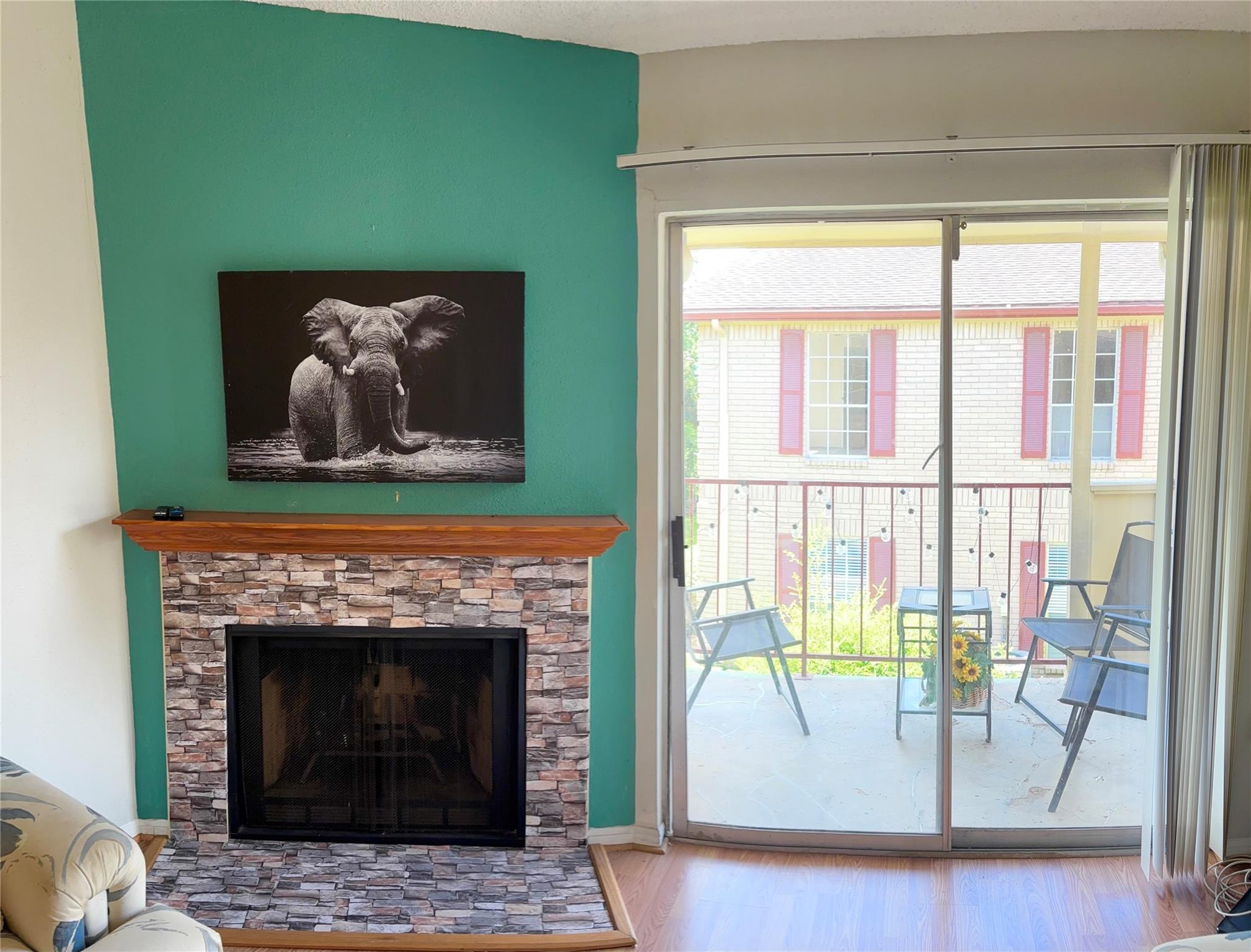 2120 El Paseo Street 310