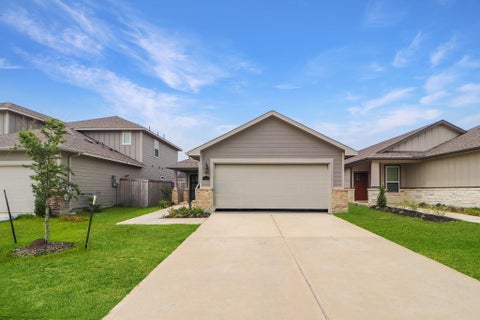 Homes For Rent - 18626 Etta Pines Circle<br/> Crosby, TX 77532