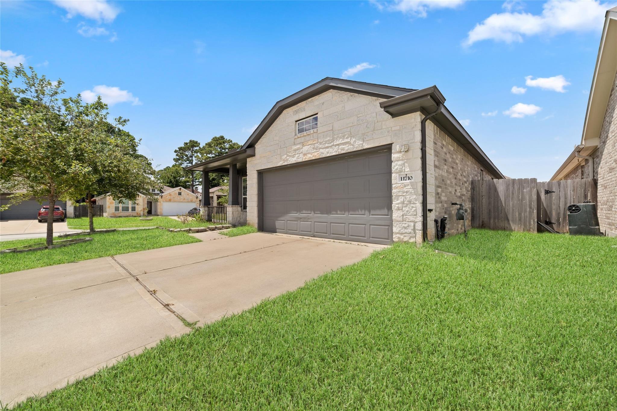 11710 Rosehall Reach Ln