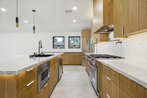 Photo of 1423 Mapleton Drive, Houston, TX 77043 (MLS # 8753913)