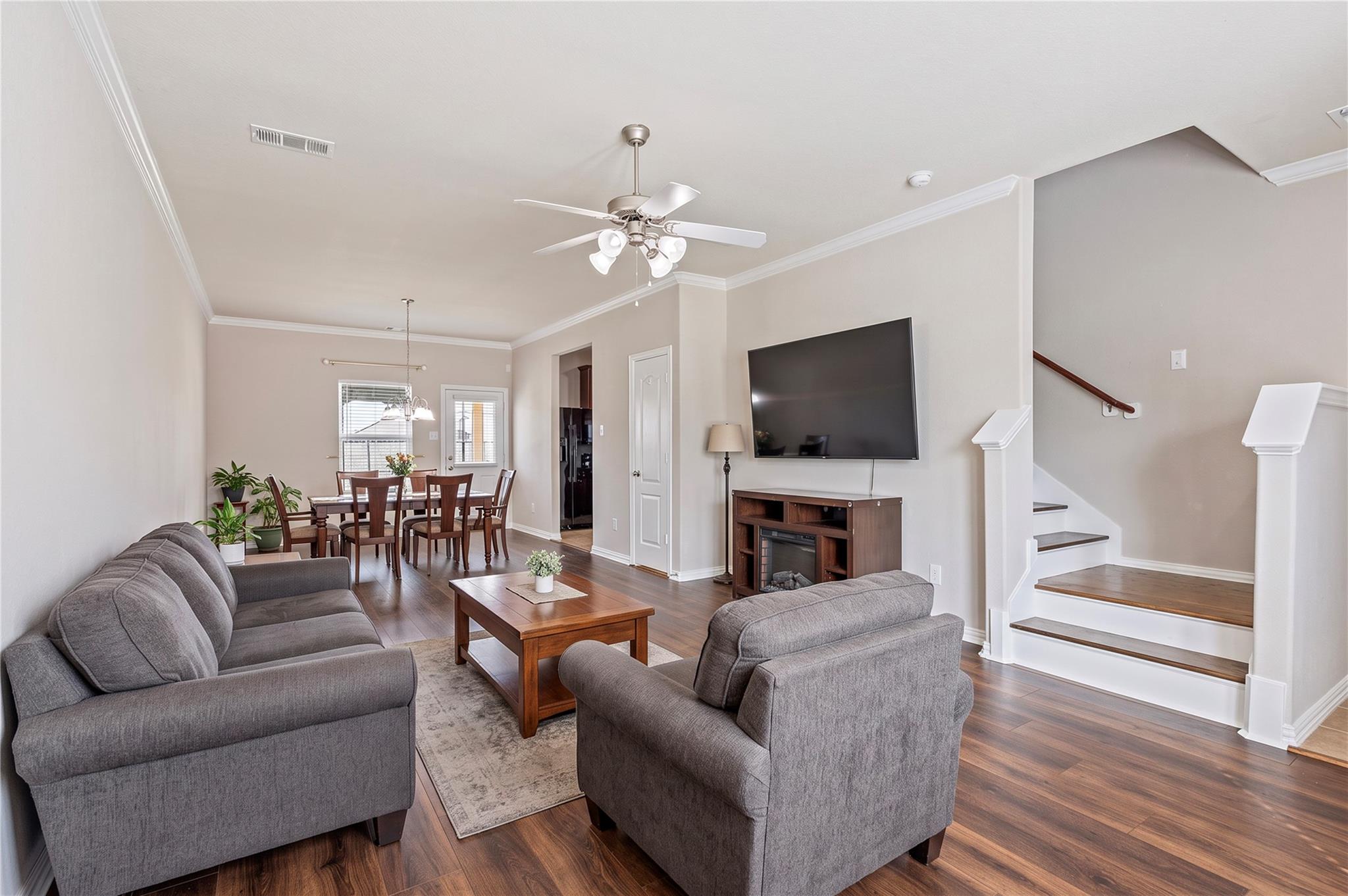 512 Forest Village Circle