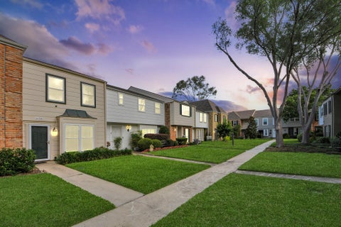 Photo of 14585 Misty Meadow Lane, Houston, TX 77079 (MLS # 71532759)