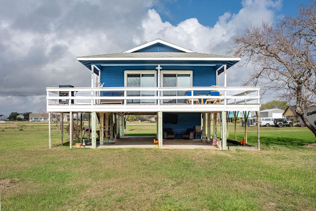 Photo of 448 Stovall Drive, Palacios, TX 77465 (MLS # 19604536)