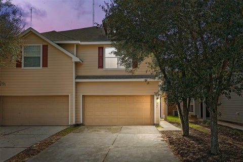 Townhouse For Sale - 3131 Atherton Canyon Lane<br/> Houston, TX 77014