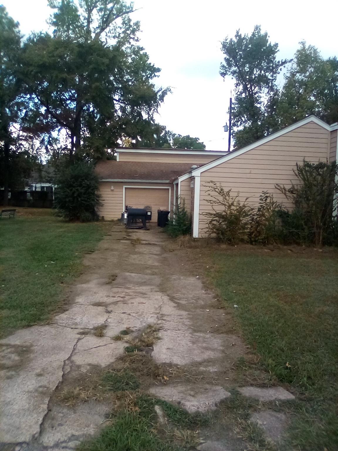 3638 Lake Breeze Lane