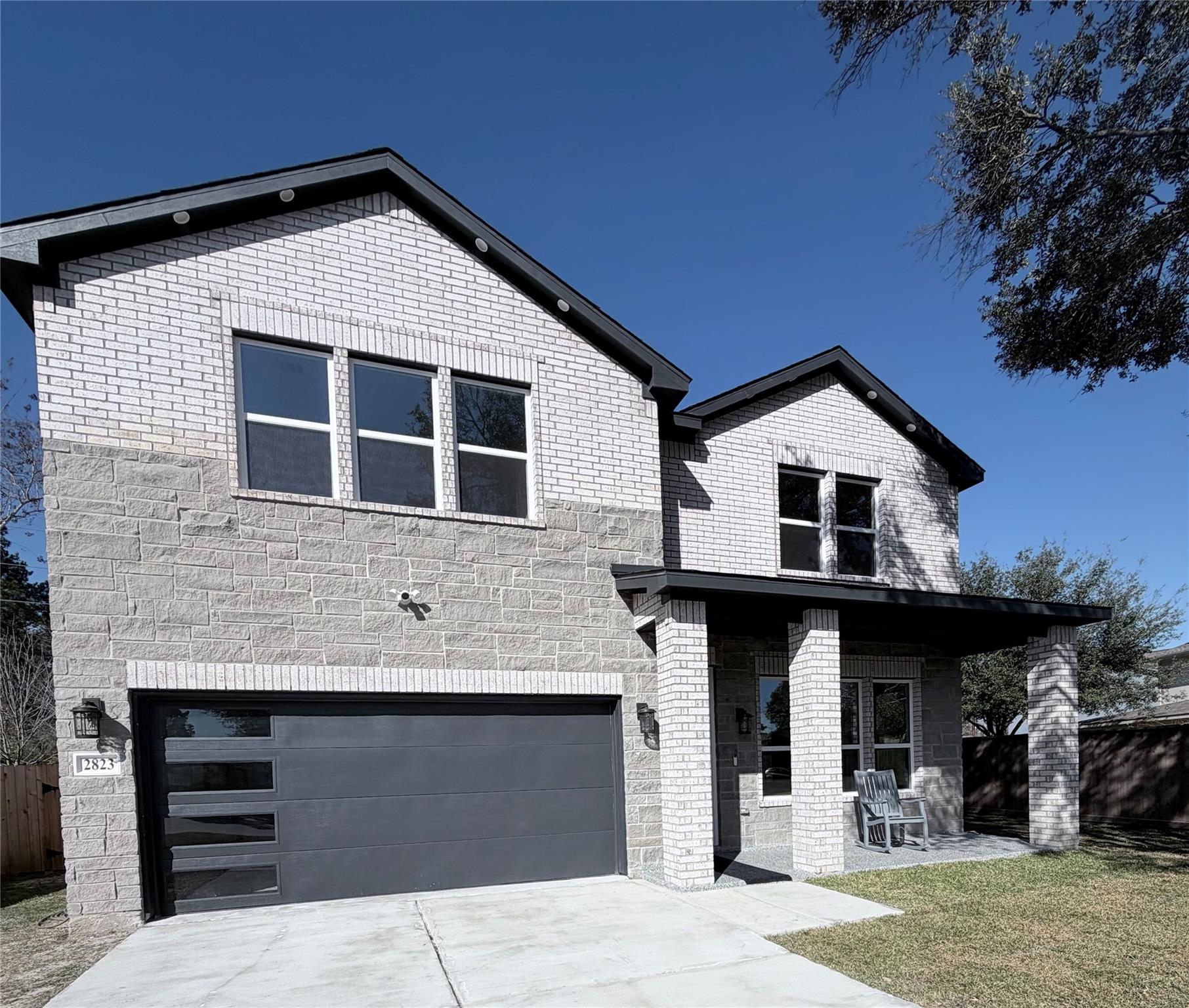 2823 Woodcreek Meadows Lane