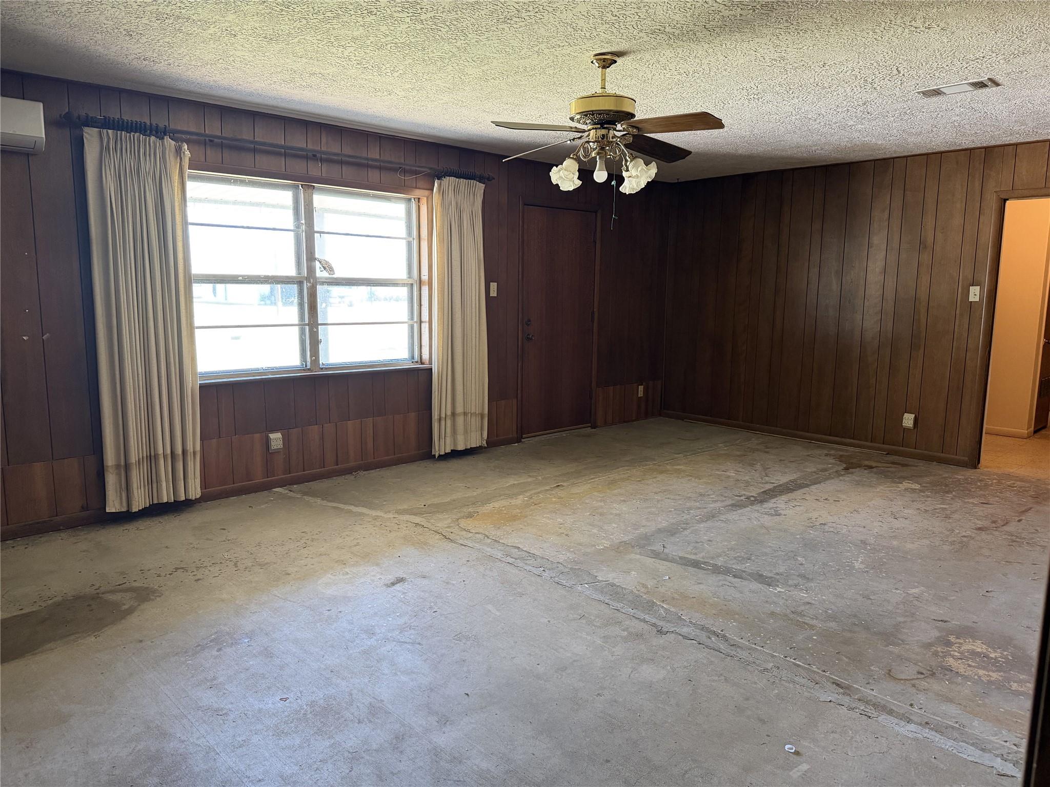 1532 Sunny Acres