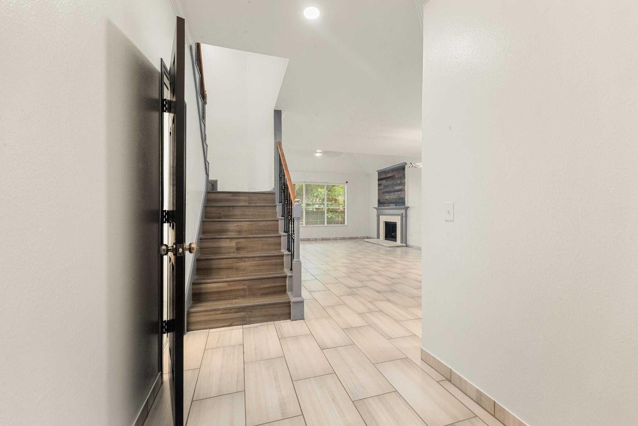 34 Firethorn Place