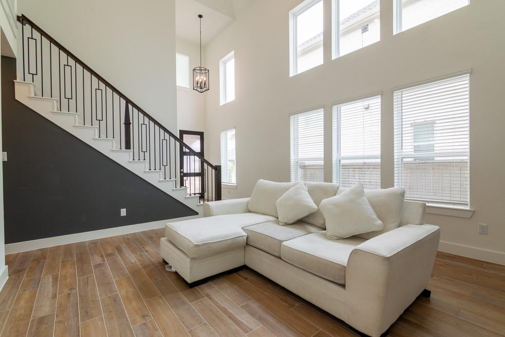 11410 Gossamer Wing Lane