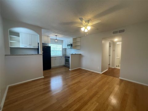 Photo of 1502 Heights Boulevard #10, Houston, TX 77008 (MLS # 89205205)