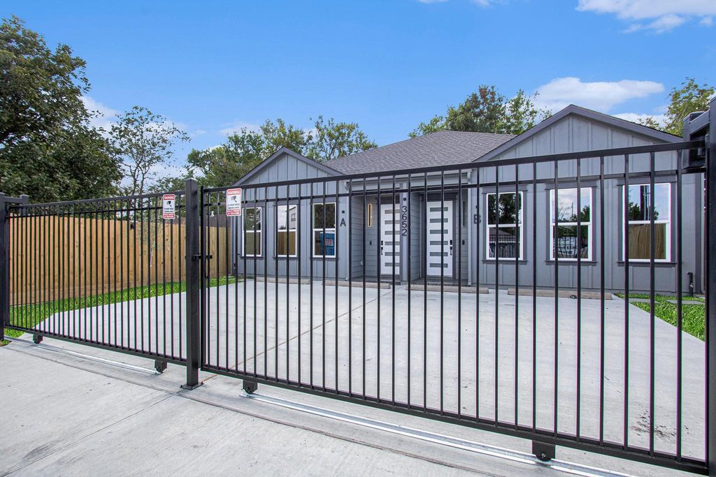 Photo of 3652 Seabrook Street #A, Houston, TX 77021 (MLS # 46597181)