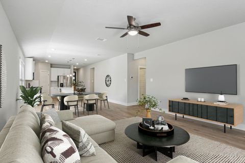 Photo of 29019 Farmhouse Estates Drive, Waller, TX 77484 (MLS # 66538158)