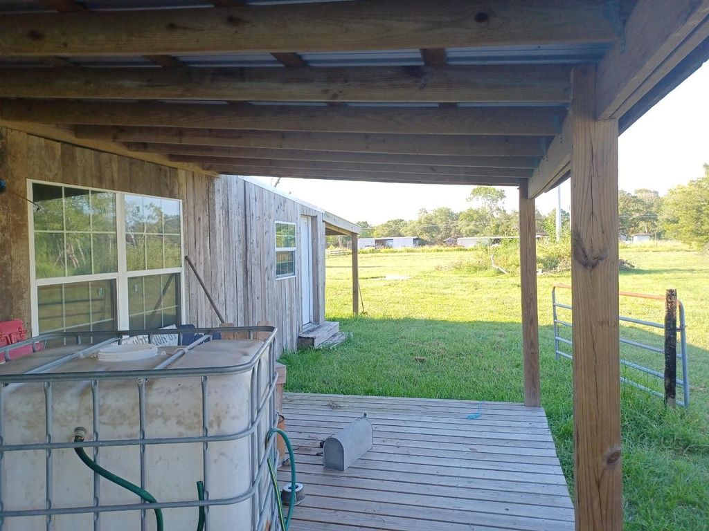 Photo of 609 County Road 351/Beers, Alvin, TX 77511 (MLS # 42816206)