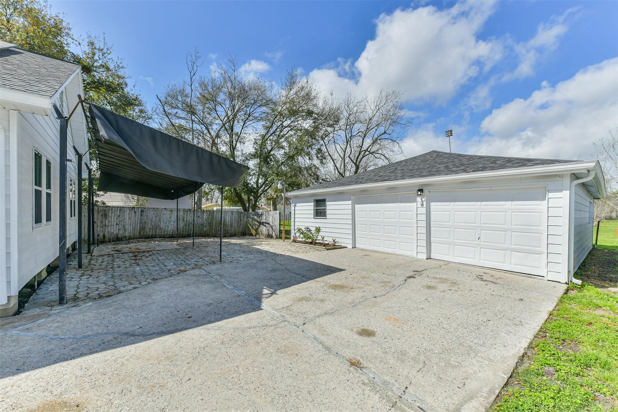 163 Oakland St