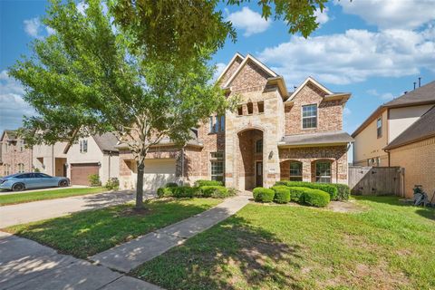 Photo of 4927 Blackwater Lane, Sugar Land, TX 77479 (MLS # 42139427)
