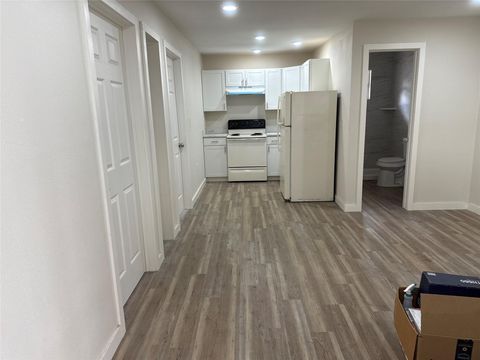 Photo of 2434 Lidstone Street #2B, Houston, TX 77023 (MLS # 12608049)