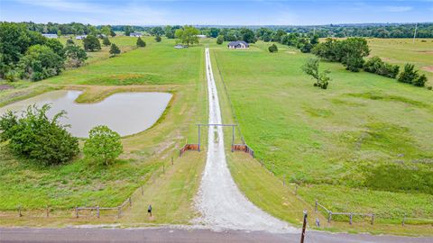 Photo of 596 J W Martine Road, Hearne, TX 77859 (MLS # 96618278)